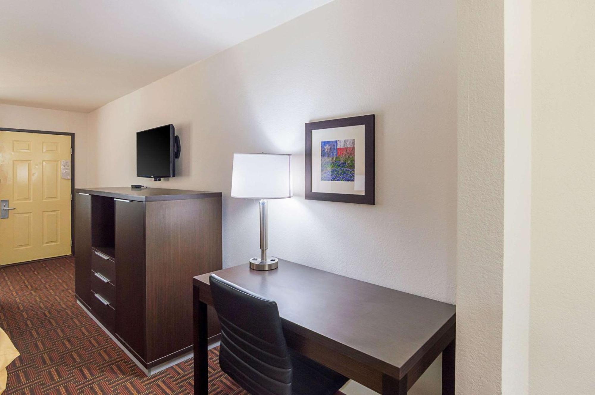 Quality Inn Amarillo I-40 East Extérieur photo